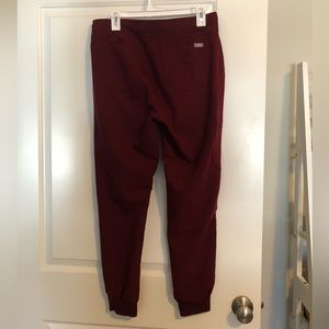 Figs Joggers in Burgundy